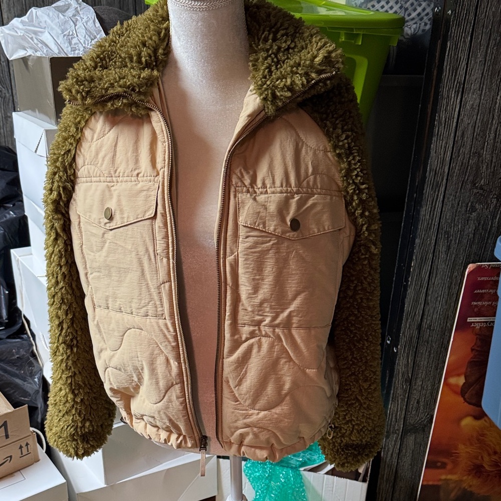 Universal Thread Tan and Olive Sherpa Jacket
